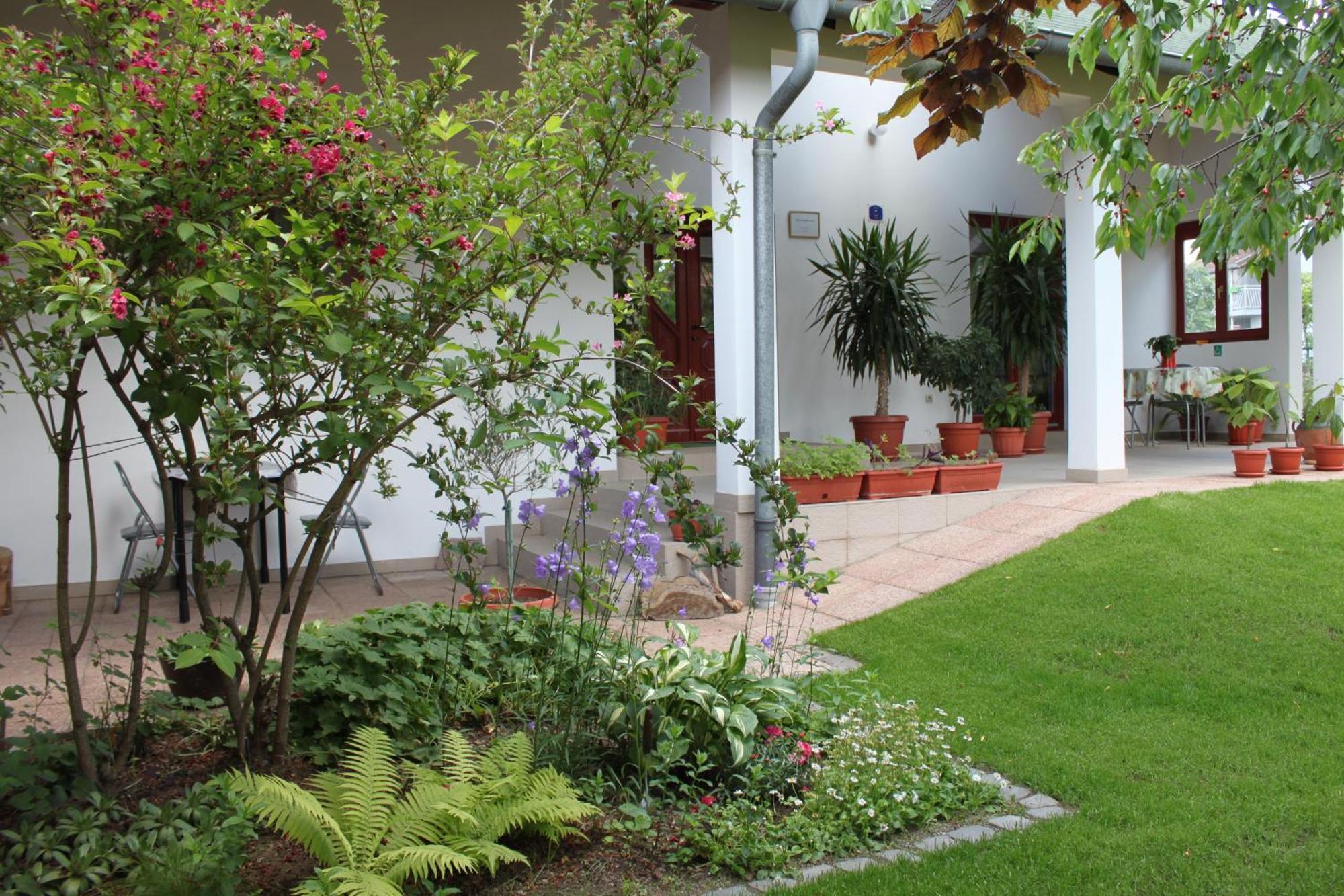 Boulevard Garden House - Free And Save Parking In The Locked Yard Ćuprija Exterior foto